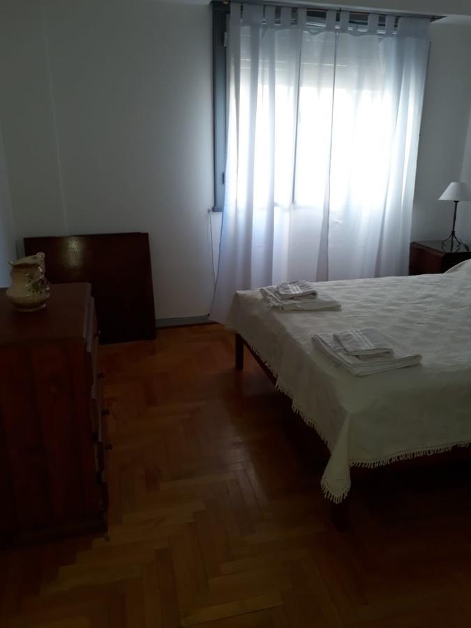 דירות בואנוס איירס Apartamento Lautaro מראה חיצוני תמונה